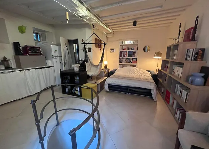 Charming Location In Saint-germain-des-pres דירה *